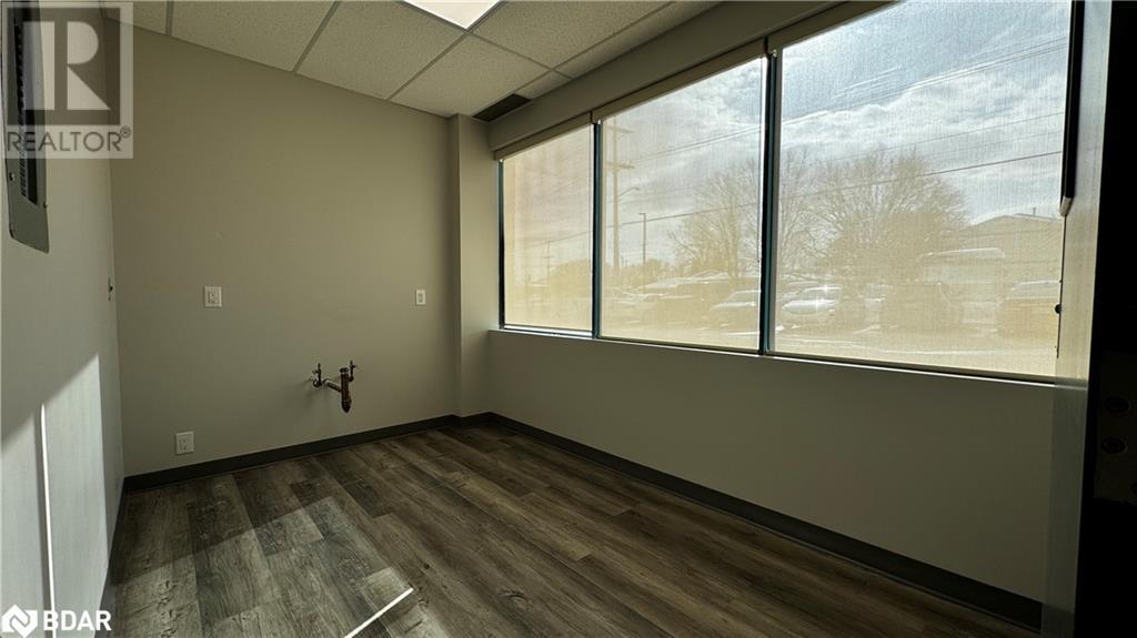 190 Cundles Road E Unit# 104, Barrie, Ontario  L4M 4S5 - Photo 8 - 40679374