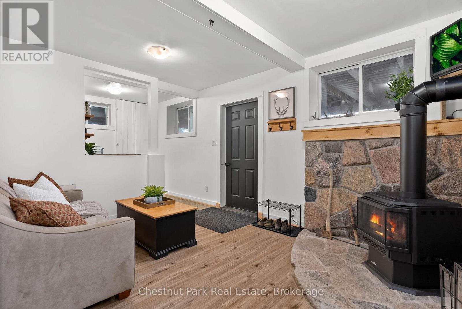 136 Vernon Lane, Huntsville, Ontario  P1H 2J2 - Photo 19 - X11883734