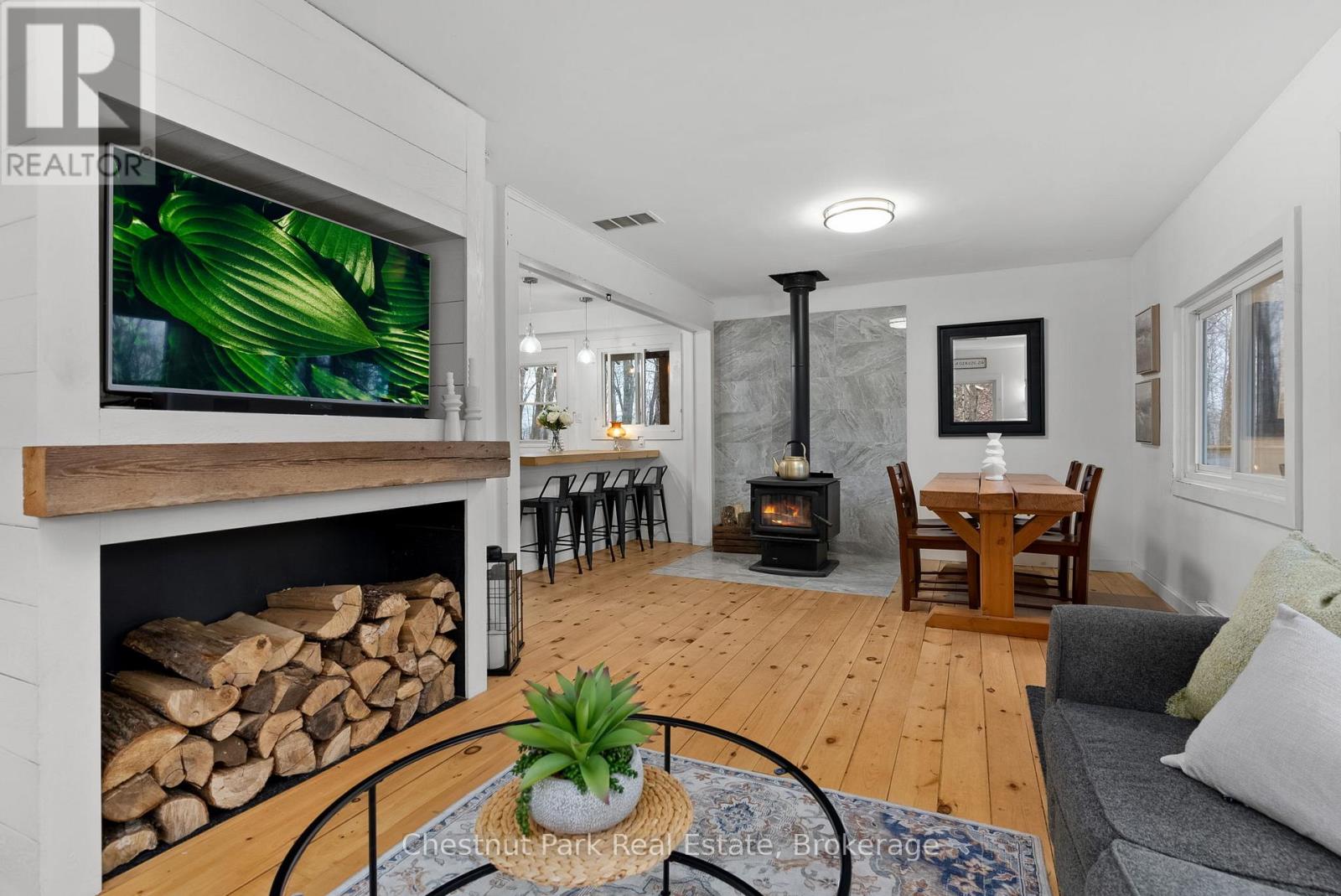 136 Vernon Lane, Huntsville, Ontario  P1H 2J2 - Photo 5 - X11883734