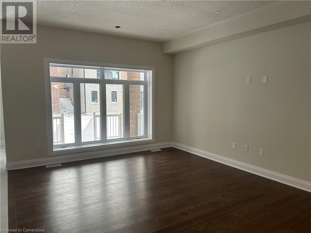 561 Balsam Poplar Street, Waterloo, Ontario  N2V 0H8 - Photo 3 - 40683025