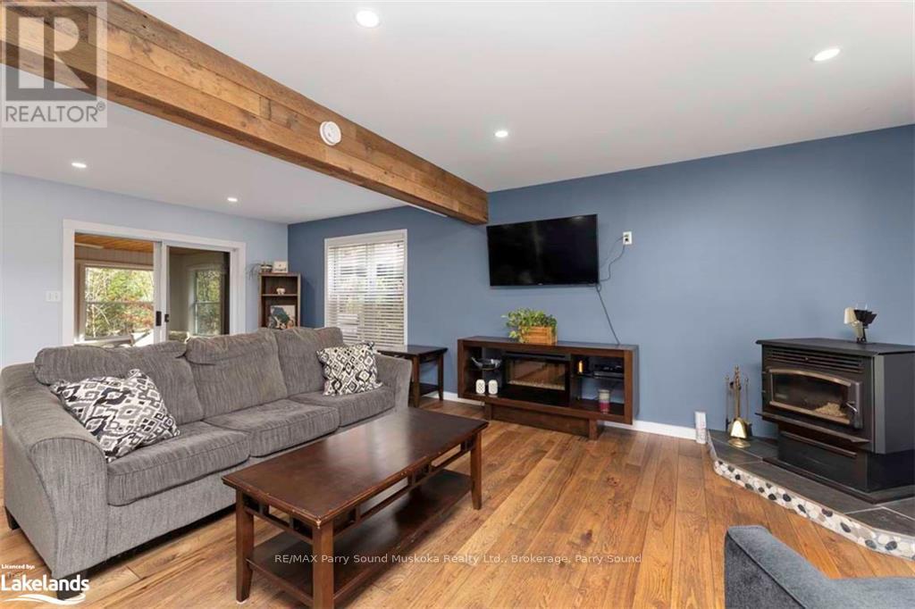 33 Humphrey Drive, Seguin, Ontario  P2A 2W8 - Photo 8 - X10439559
