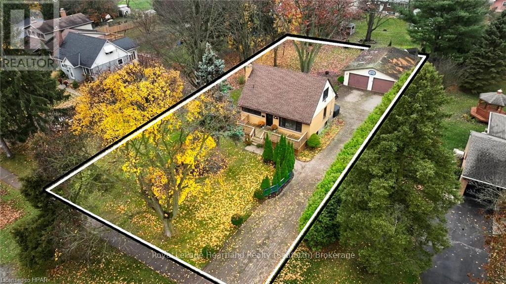 943 Dearness Drive, London, Ontario  N6E 1N6 - Photo 2 - X11823067