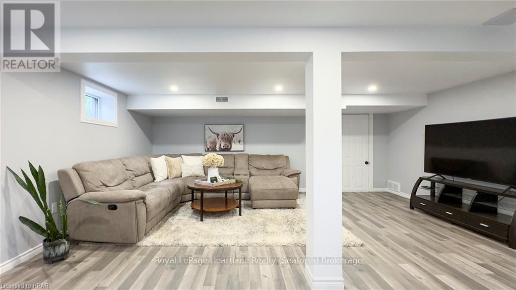 943 Dearness Drive, London, Ontario  N6E 1N6 - Photo 29 - X11823067