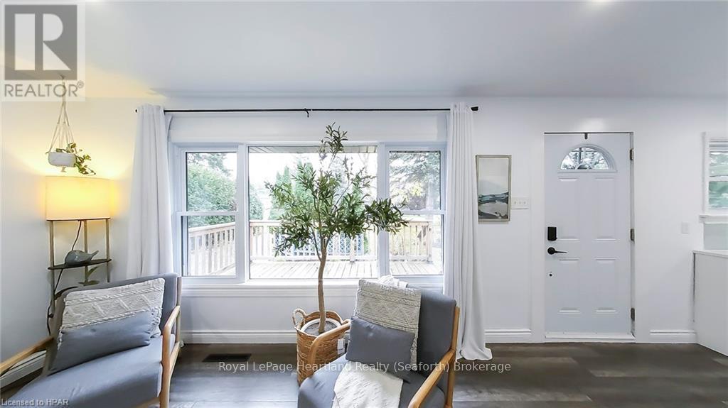 943 Dearness Drive, London, Ontario  N6E 1N6 - Photo 9 - X11823067