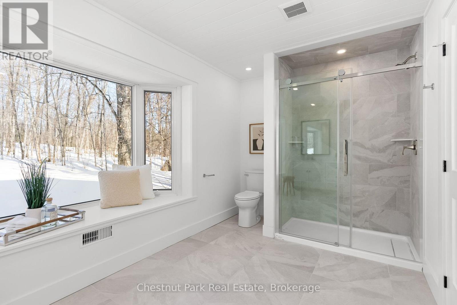 16 Clifford Street, Seguin, Ontario  P0C 1J0 - Photo 19 - X11883859