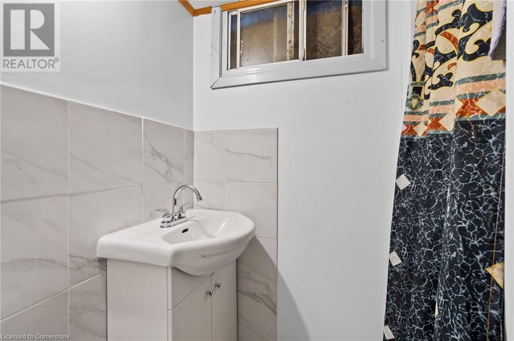 71 Jarrow Road, St. Catharines, Ontario  L2M 1O7 - Photo 19 - 40658651