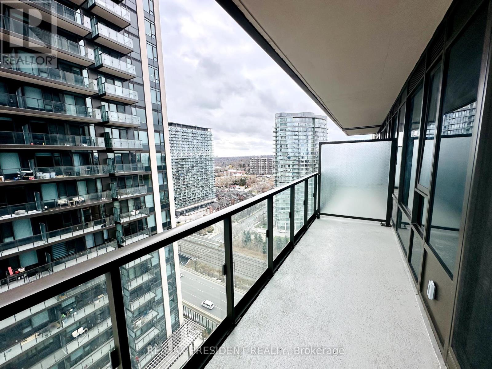 2311 - 1926 Lakeshore Boulevard W, Toronto, Ontario  M6S 1A1 - Photo 20 - W11883838