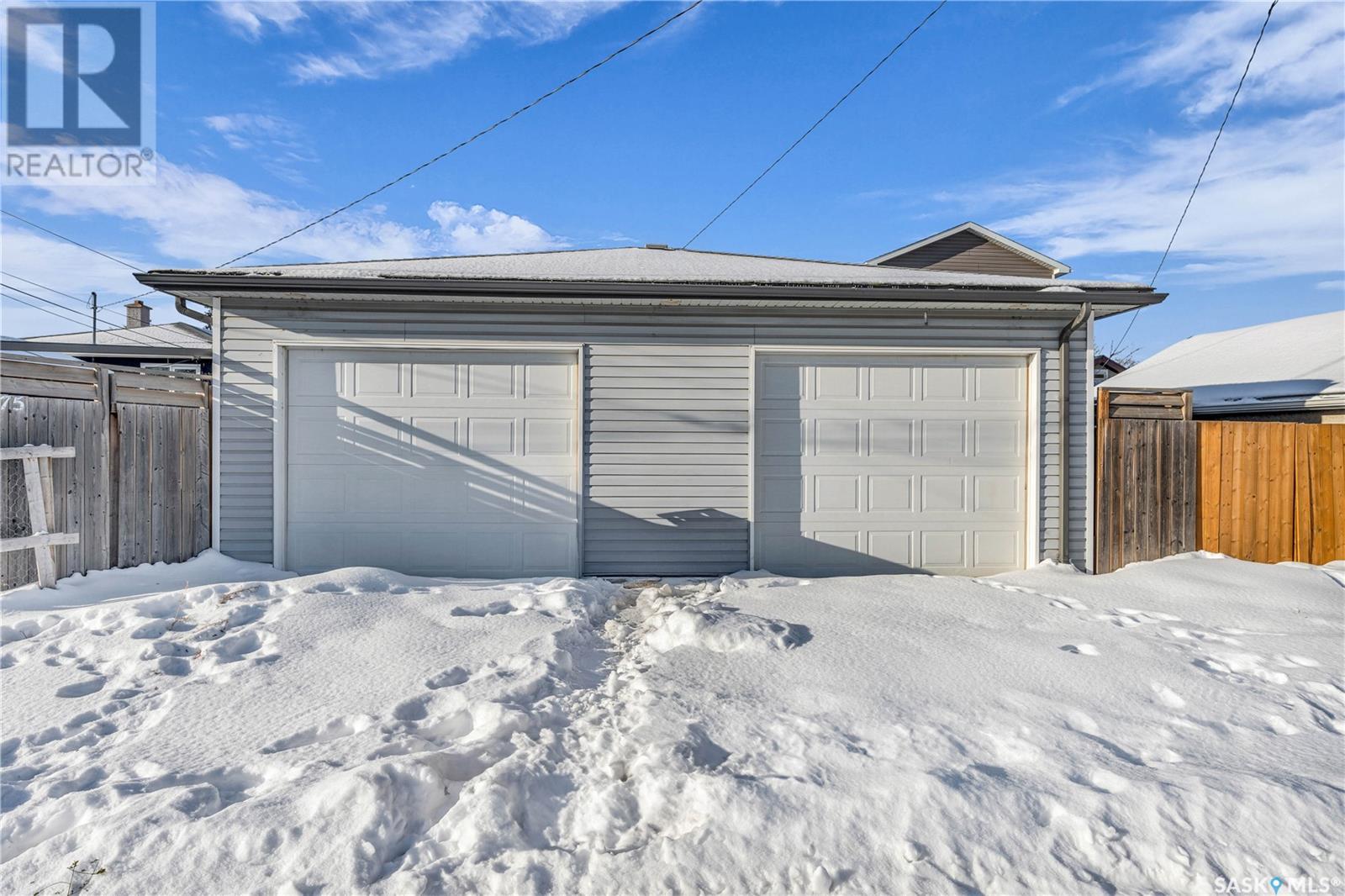 2075 Francis Street, Regina, Saskatchewan  S4N 2P2 - Photo 32 - SK990252