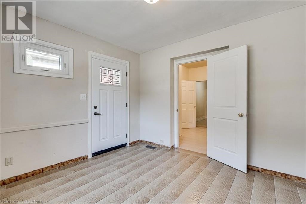 94 Wentworth Street N, Hamilton, Ontario  L8L 5V4 - Photo 4 - 40683796