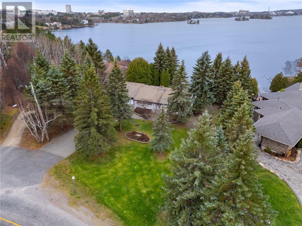 647 Kirkwood, Sudbury, Ontario