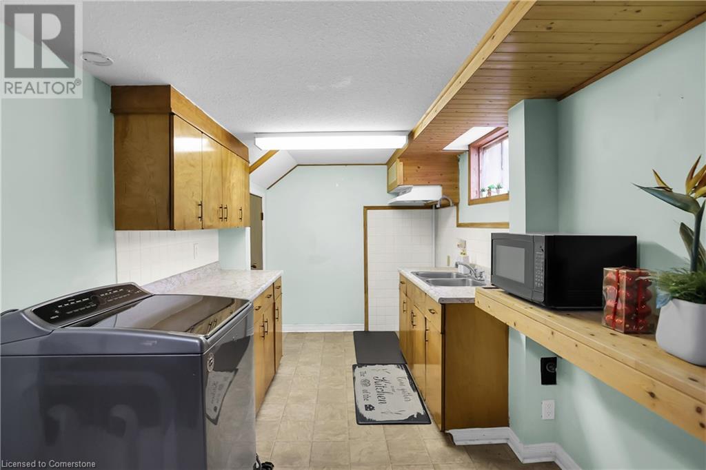 5934 North StreetNiagara Falls, Ontario  L2G 1J8 - Photo 20 - 40683321