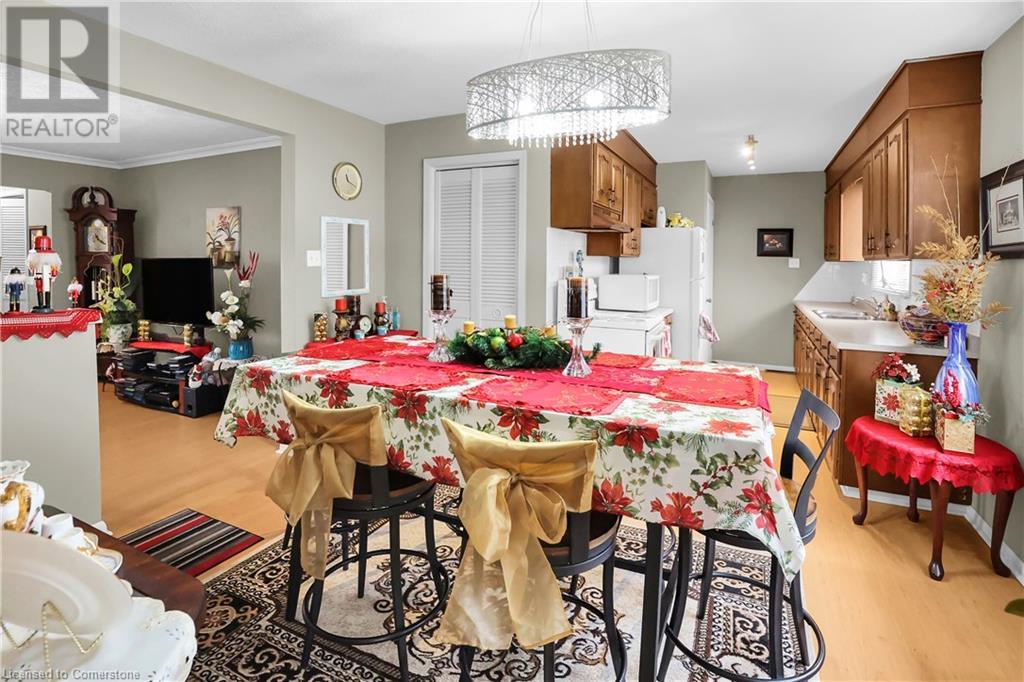 5934 North StreetNiagara Falls, Ontario  L2G 1J8 - Photo 7 - 40683321