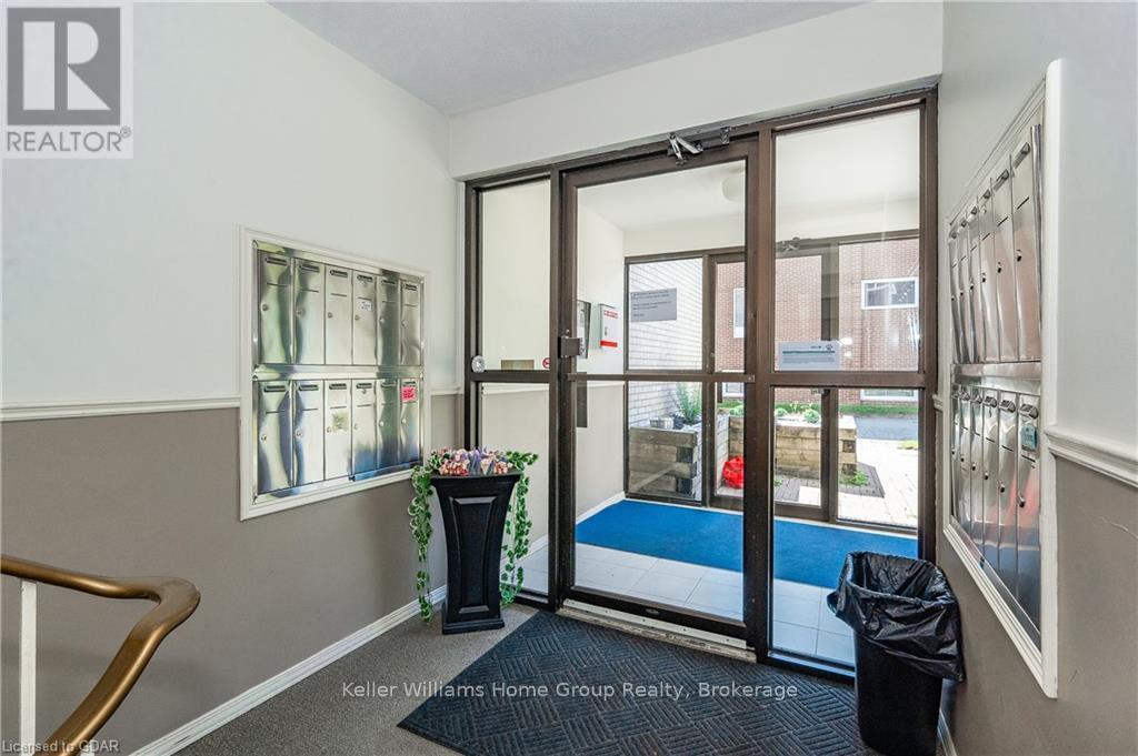 101 - 53 Conroy Crescent, Guelph, Ontario  N1G 2V5 - Photo 5 - X11879826