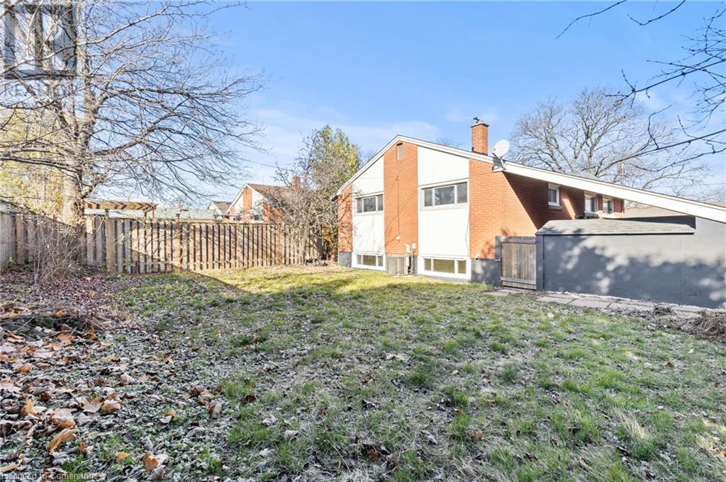 20 Burfield Avenue, Hamilton, Ontario  L8T 2J9 - Photo 41 - 40683804