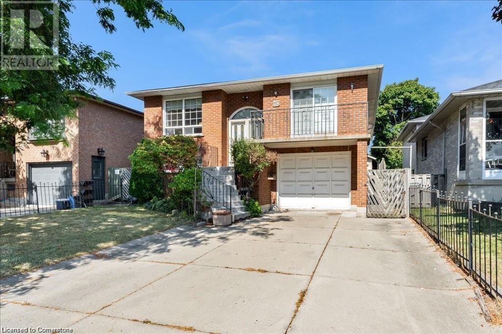 103 Leggett CrescentHamilton, Ontario  L8W 2A5 - Photo 3 - 40683785