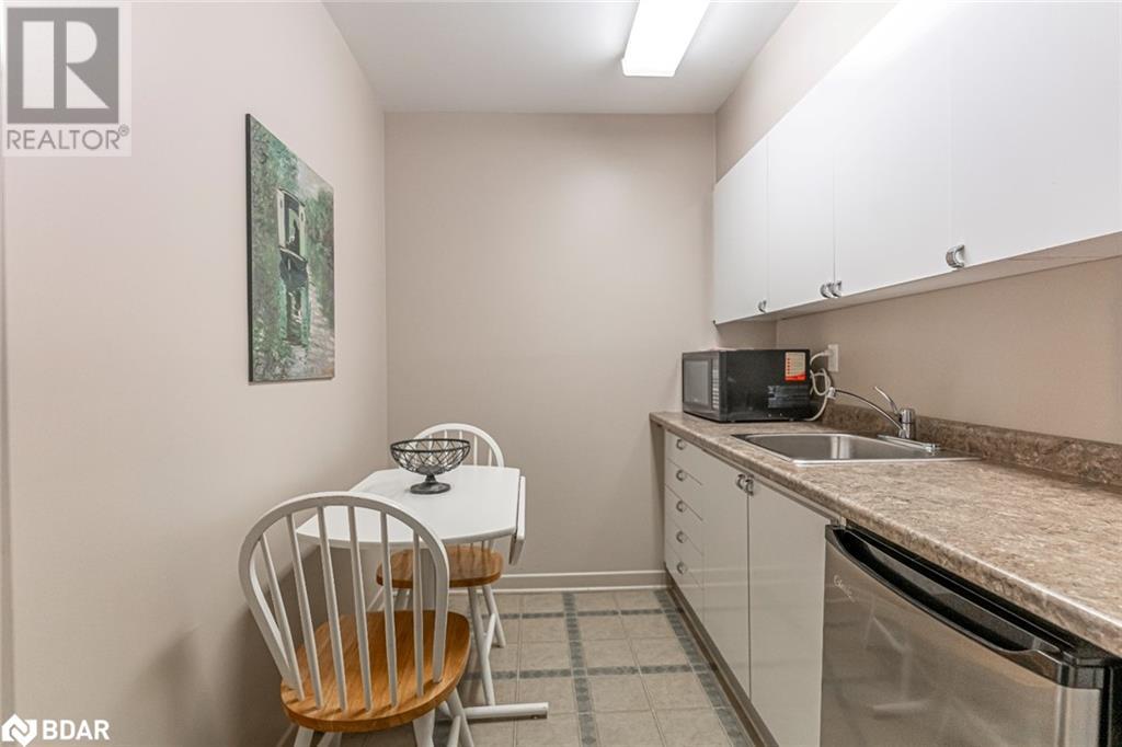 181 Collier Street Unit# 206, Barrie, Ontario  L4M 5L6 - Photo 16 - 40683791