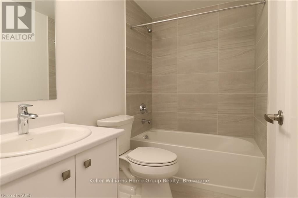 A15 - 10 Palace Street, Kitchener, Ontario  N2E 0J3 - Photo 10 - X11883974
