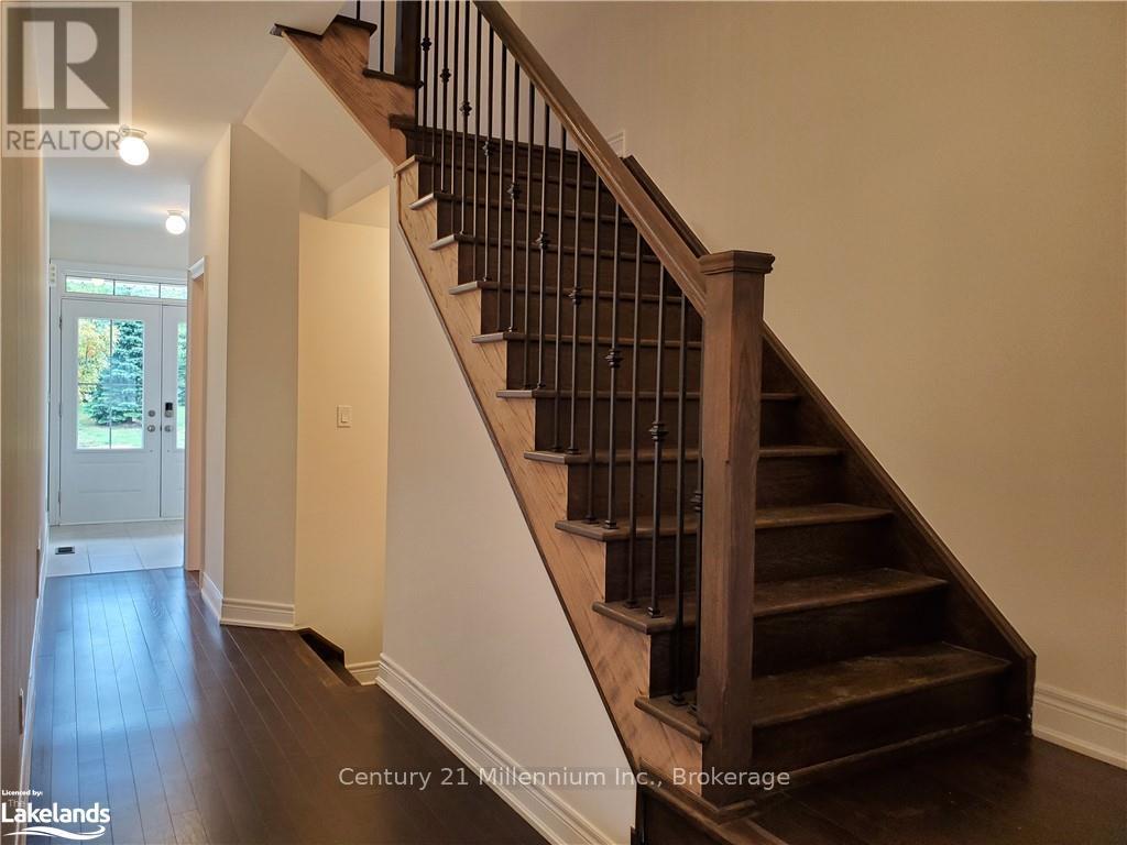 31 - 171 Snowbridge Way, Blue Mountains, Ontario  L9Y 0V1 - Photo 3 - X10438398