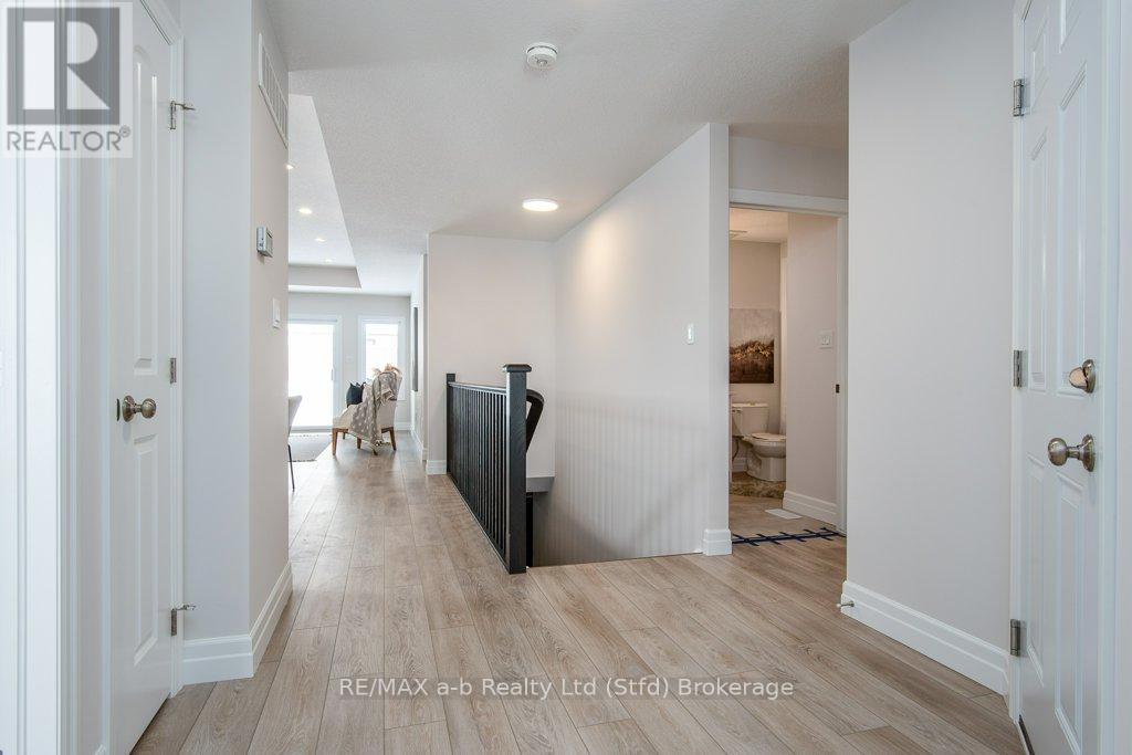 30 Diamond Street, East Zorra-Tavistock, Ontario  N0B 2R0 - Photo 6 - X11880209