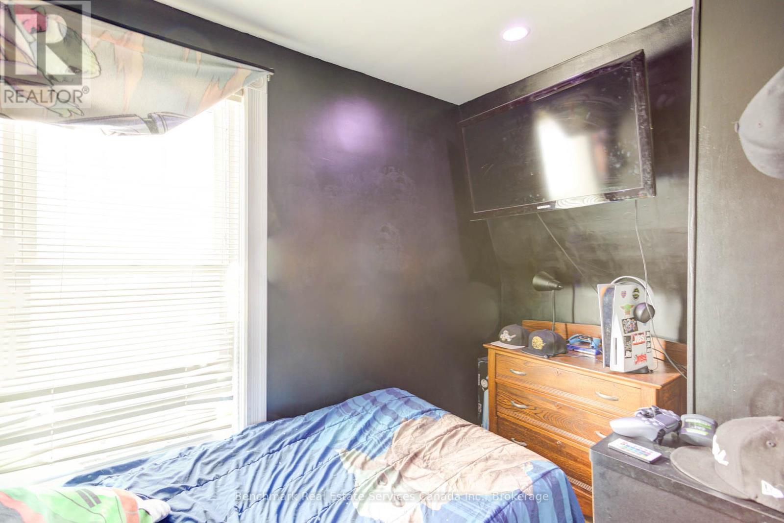 18 Cambria Street, Stratford, Ontario  N5A 1G5 - Photo 20 - X11884046