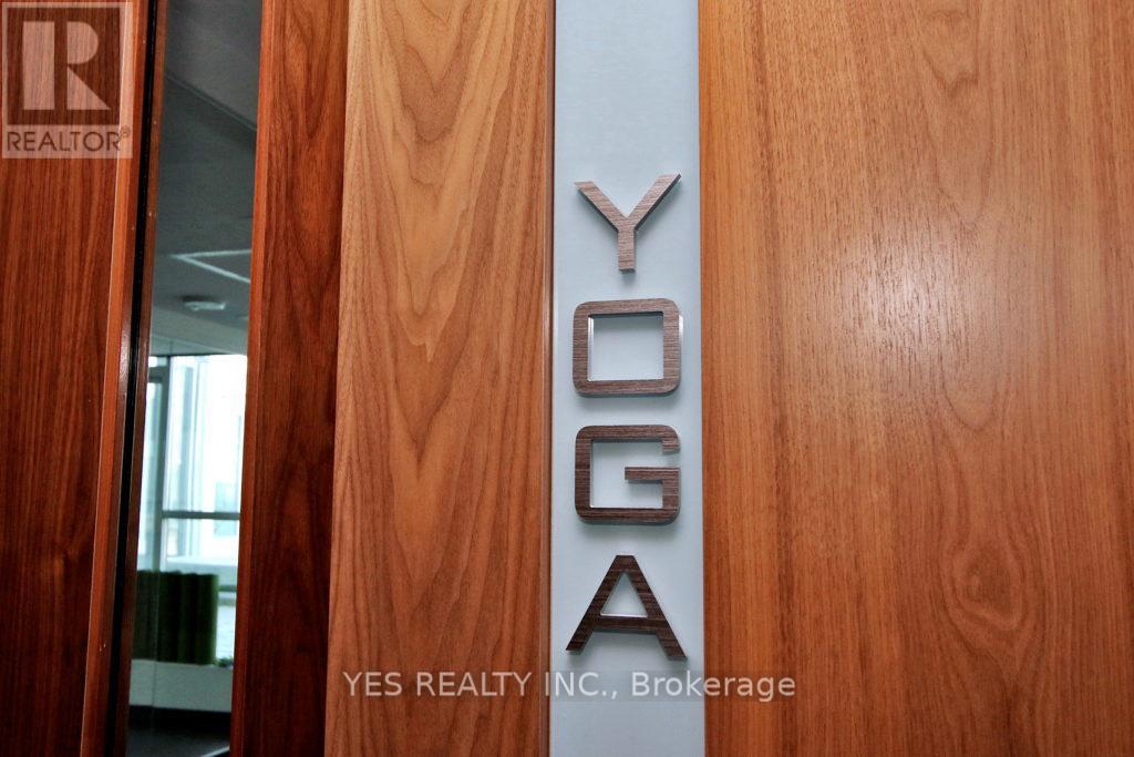 Property at 3307 - 36 PARK LAWN ROAD image 3