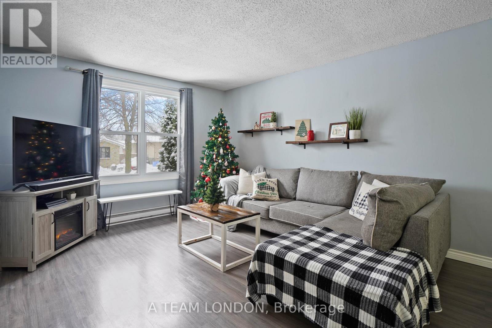 190 Olympic Crescent, London, Ontario  N6G 3P7 - Photo 6 - X11884155