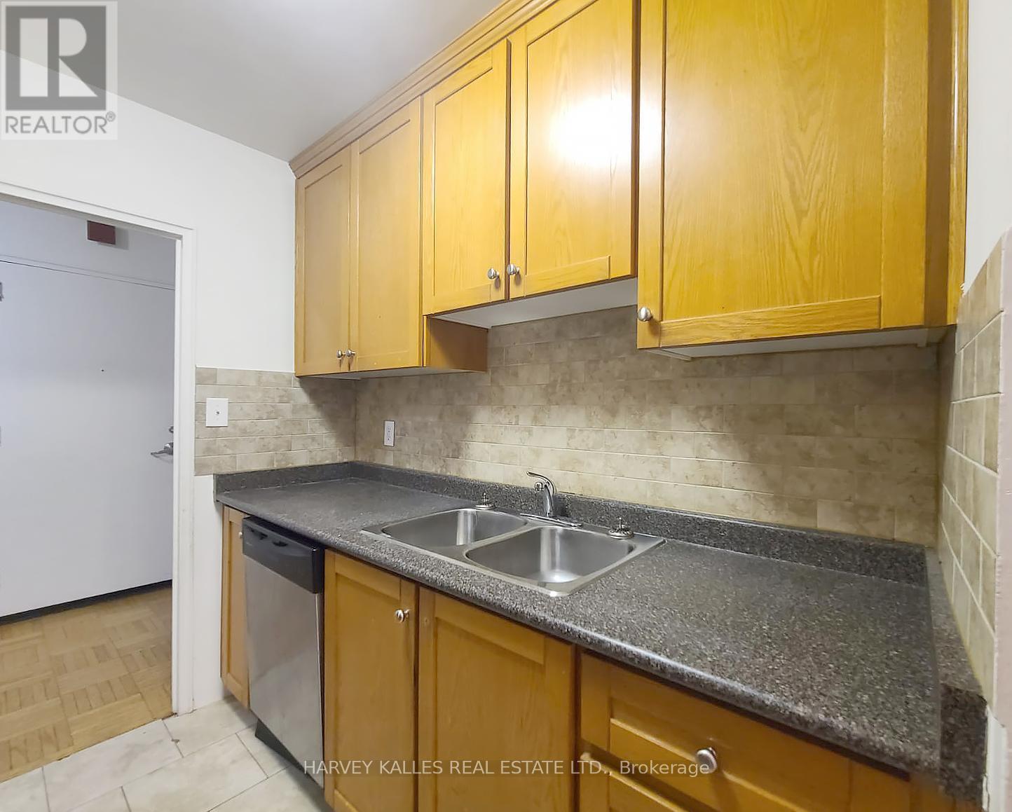 304 - 1751 Victoria Park AvenueToronto (Wexford-Maryvale), Ontario  M1R 1S1 - Photo 7 - E10427620