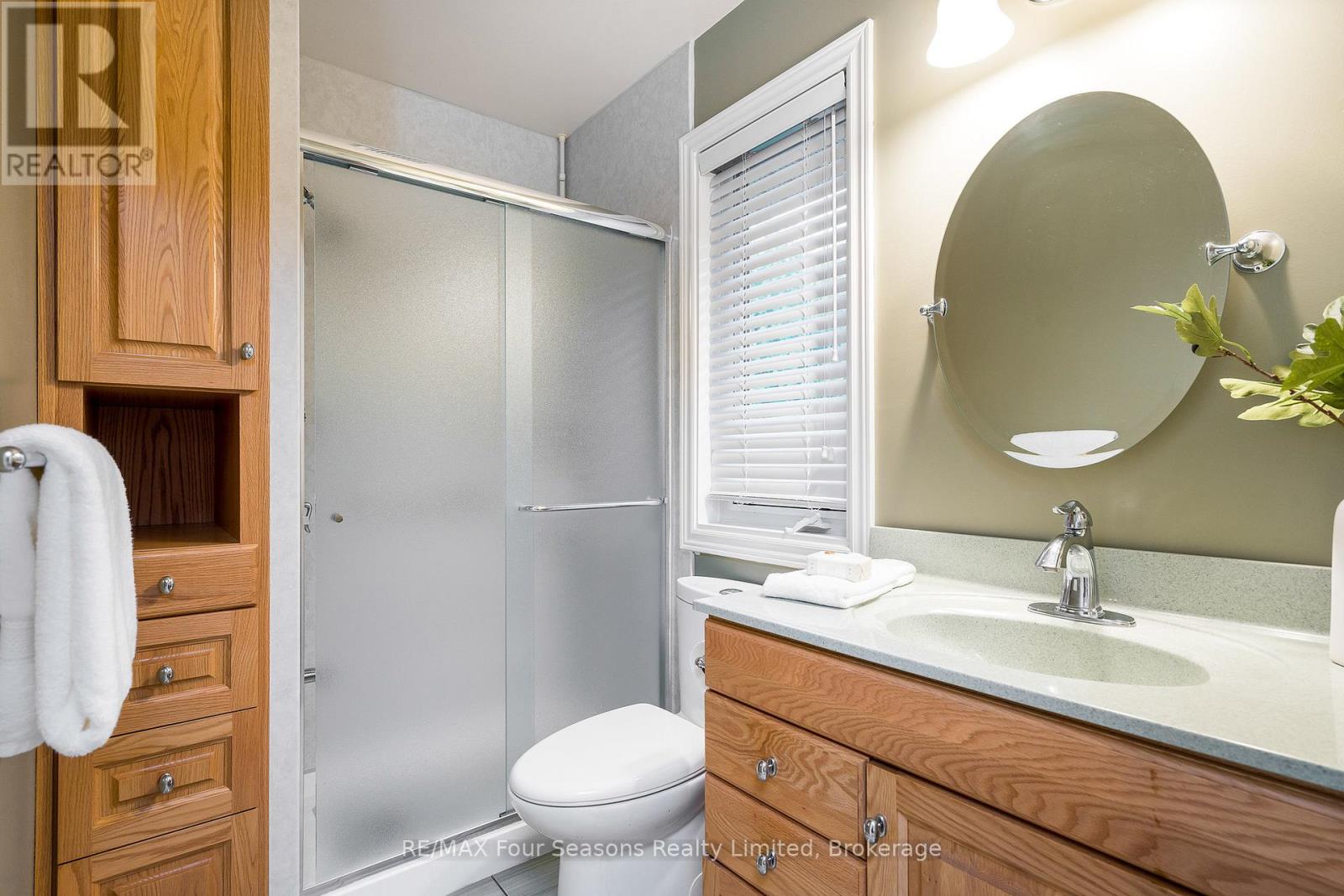 84 Wasaga Sands Drive, Wasaga Beach, Ontario  L9Z 1J2 - Photo 14 - S11884153