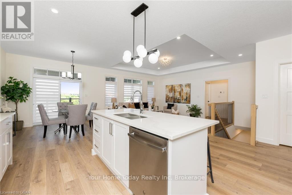 38 Faith Drive, Mapleton, Ontario  N0G 1P0 - Photo 9 - X11879792