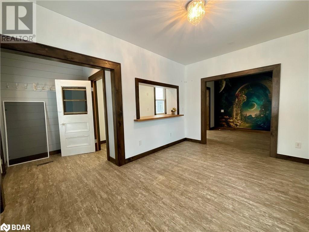 18 Francis Street E, Fenelon Falls, Ontario  K0M 1N0 - Photo 3 - 40683841