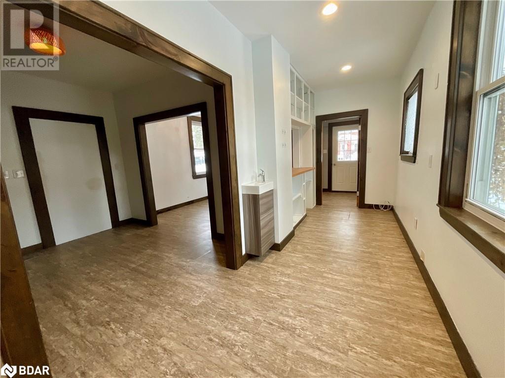 18 Francis Street E, Fenelon Falls, Ontario  K0M 1N0 - Photo 4 - 40683841