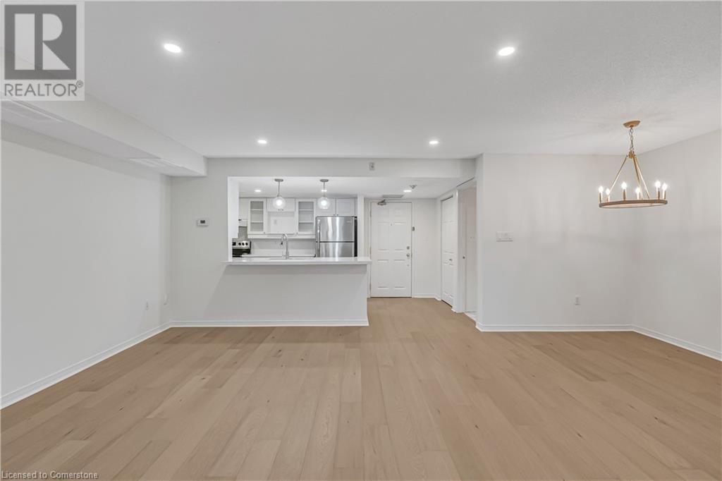 216 Plains Road W Unit# A204, Burlington, Ontario  L7T 4K8 - Photo 5 - 40682816