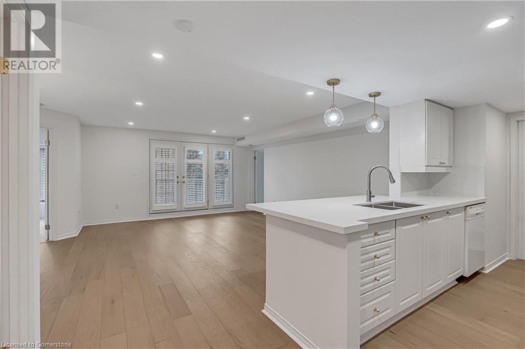 216 Plains Road W Unit# A204, Burlington, Ontario  L7T 4K8 - Photo 12 - 40682816