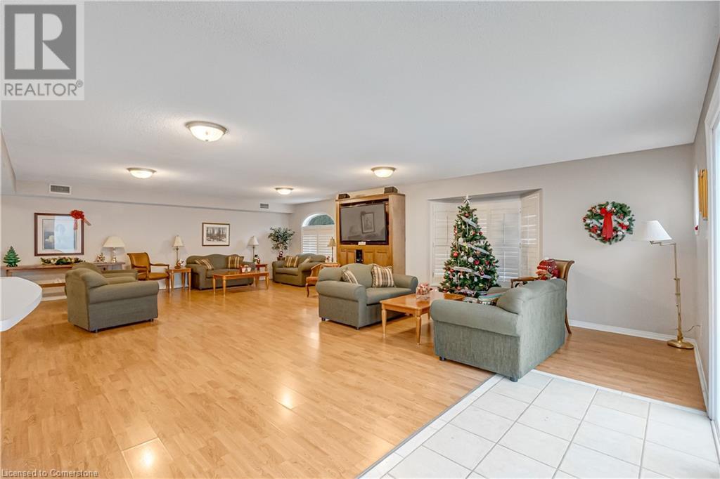 216 Plains Road W Unit# A204, Burlington, Ontario  L7T 4K8 - Photo 31 - 40682816