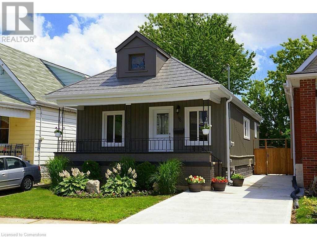 96 Cameron Avenue N, Hamilton, Ontario  L8H 4Z2 - Photo 1 - 40683760