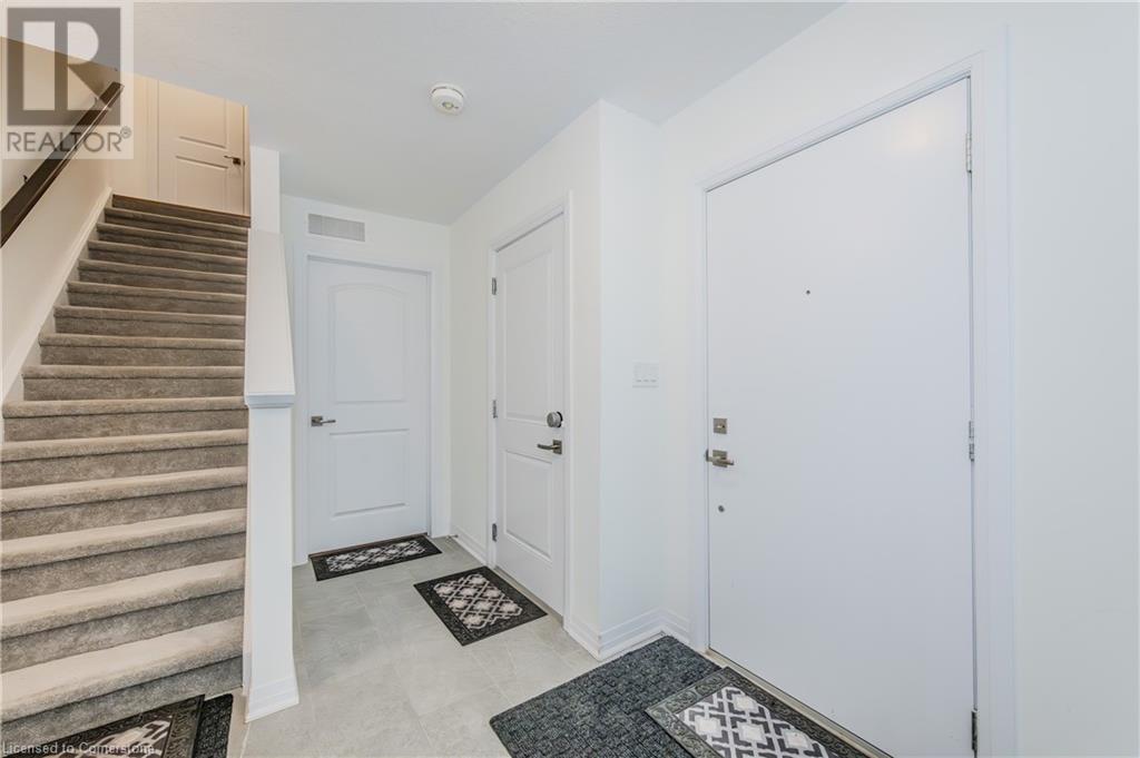 27 Valencia Avenue, Kitchener, Ontario  N2R 0R7 - Photo 7 - 40683285