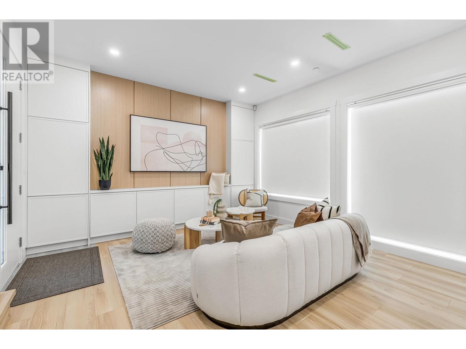 Listing Picture 20 of 30 : 720 E 62ND AVENUE, Vancouver / 溫哥華 - 魯藝地產 Yvonne Lu Group - MLS Medallion Club Member