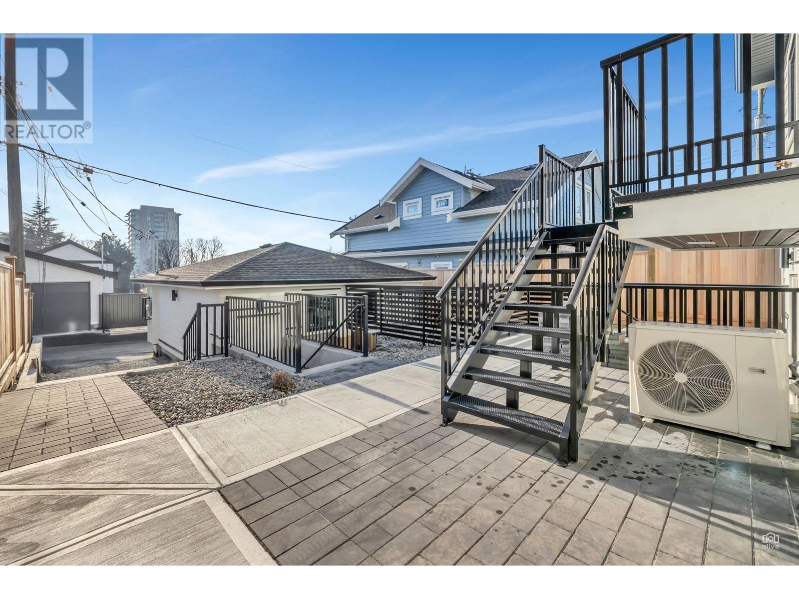 Listing Picture 28 of 30 : 720 E 62ND AVENUE, Vancouver / 溫哥華 - 魯藝地產 Yvonne Lu Group - MLS Medallion Club Member