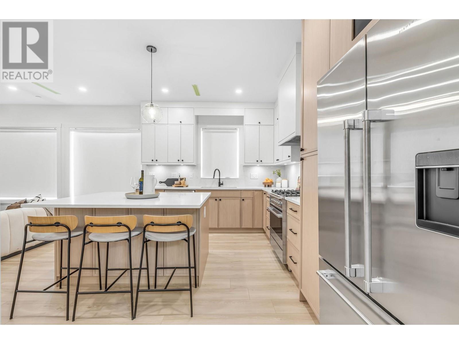 Listing Picture 26 of 30 : 720 E 62ND AVENUE, Vancouver / 溫哥華 - 魯藝地產 Yvonne Lu Group - MLS Medallion Club Member