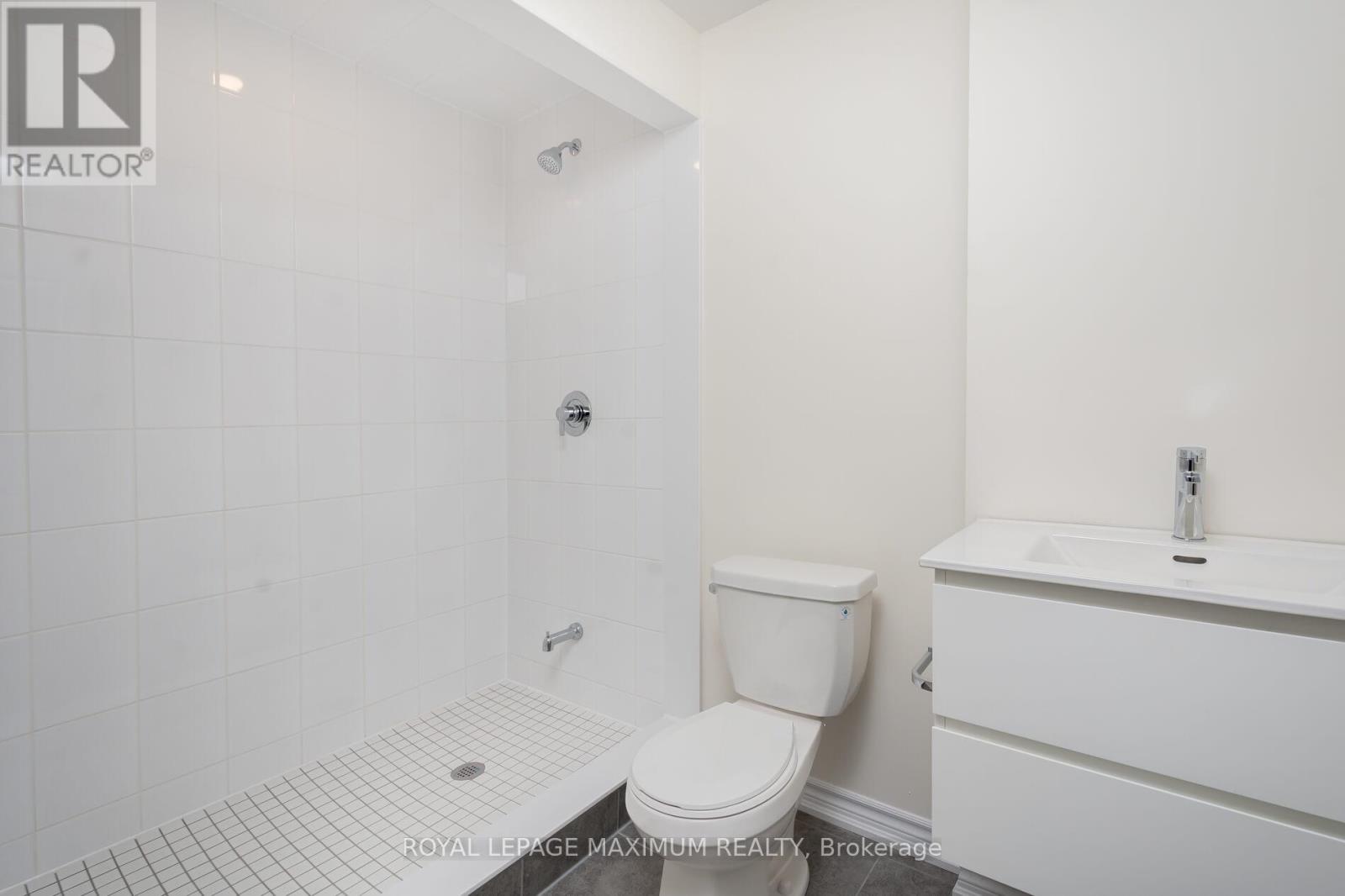 295 Swan Park RoadMarkham (Greensborough), Ontario  L6E 0H3 - Photo 30 - N11884256