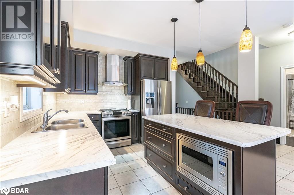 746 Halbert Drive, Shelburne, Ontario  L9V 3S3 - Photo 3 - 40682172