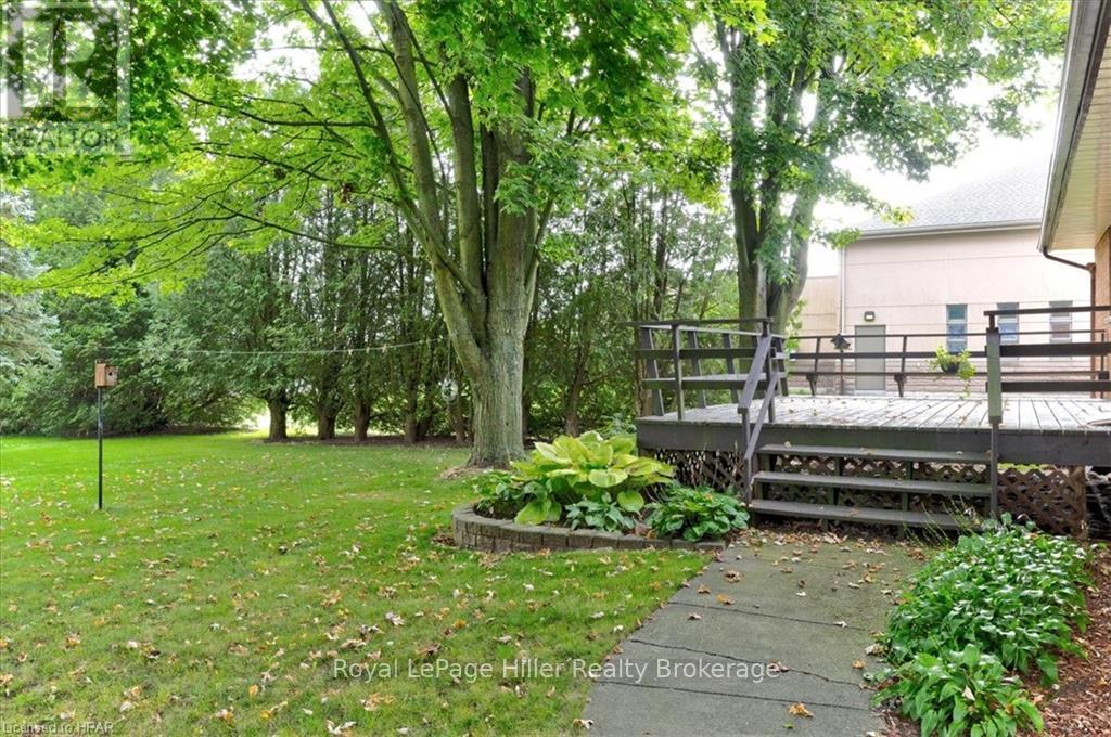 250 Stella Avenue, Southwest Middlesex, Ontario  N0L 1M0 - Photo 24 - X10780927