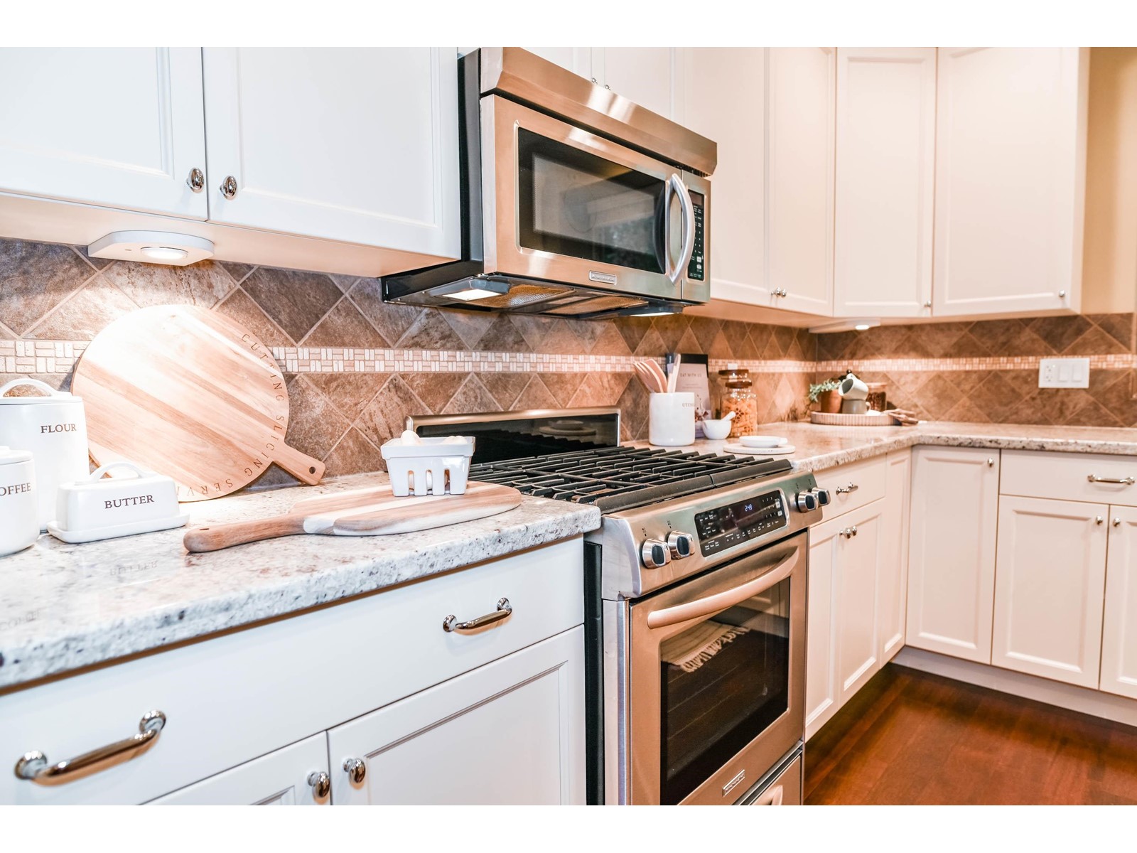 14208 36a Avenue, Surrey, British Columbia  V4P 0C2 - Photo 11 - R2949207