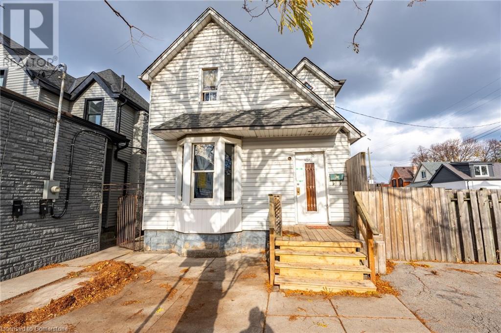427 CANNON Street, Hamilton, Ontario