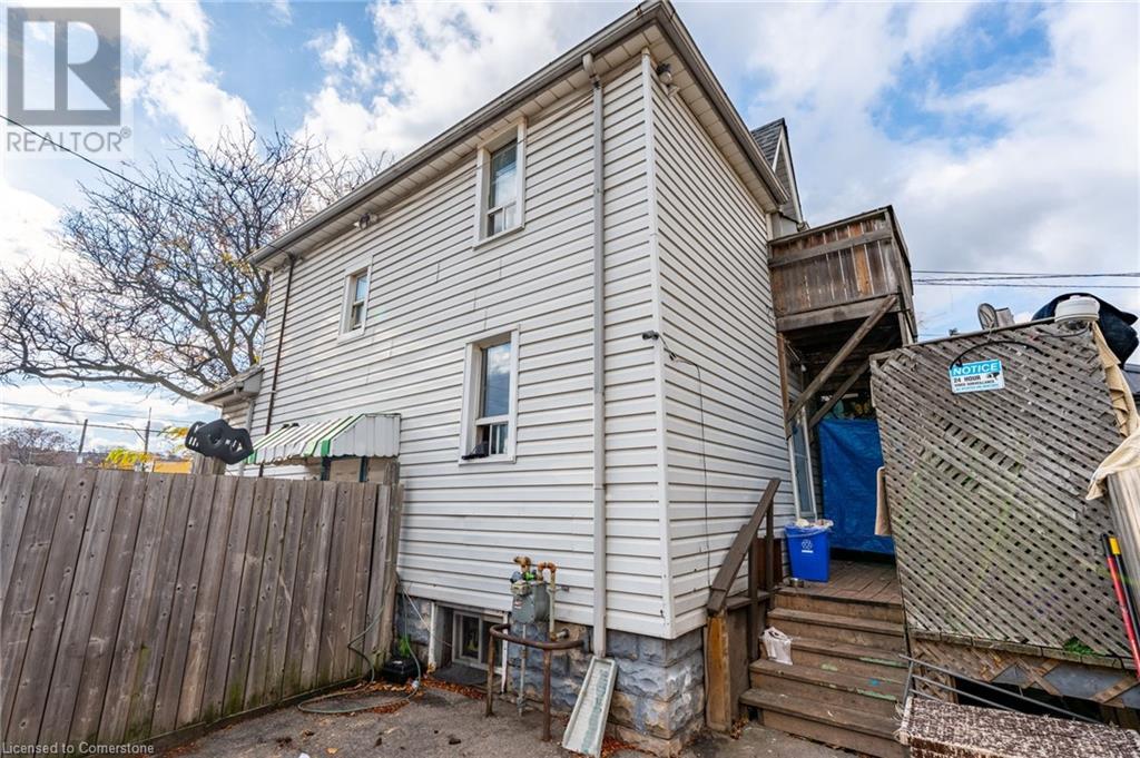 427 Cannon Street, Hamilton, Ontario  L8L 2C8 - Photo 9 - 40683863