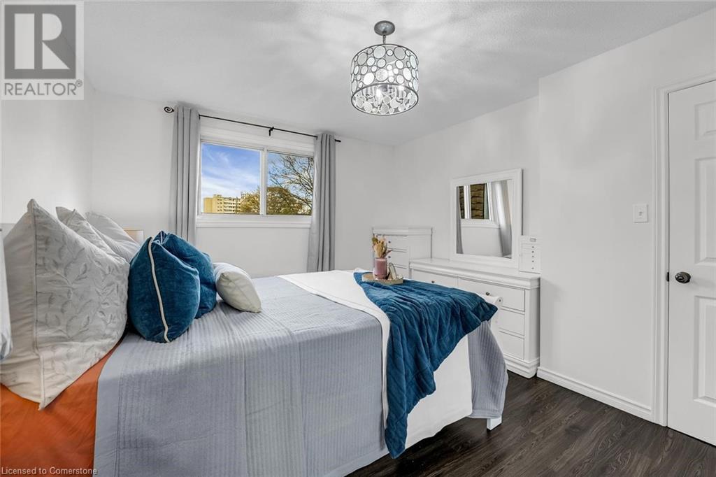 293 Limeridge Road W Unit# 12, Hamilton, Ontario  L9C 2V4 - Photo 16 - 40683870