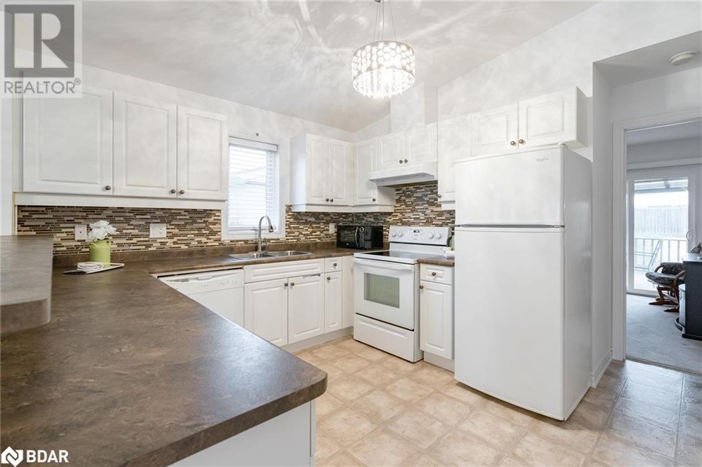 6 Nature Trail Road, Innisfil, Ontario  L9S 1R6 - Photo 3 - 40681716