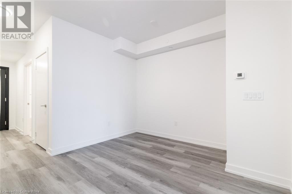 5 Wellington Street S Unit# 404, Kitchener, Ontario  N2G 0E3 - Photo 4 - 40683368