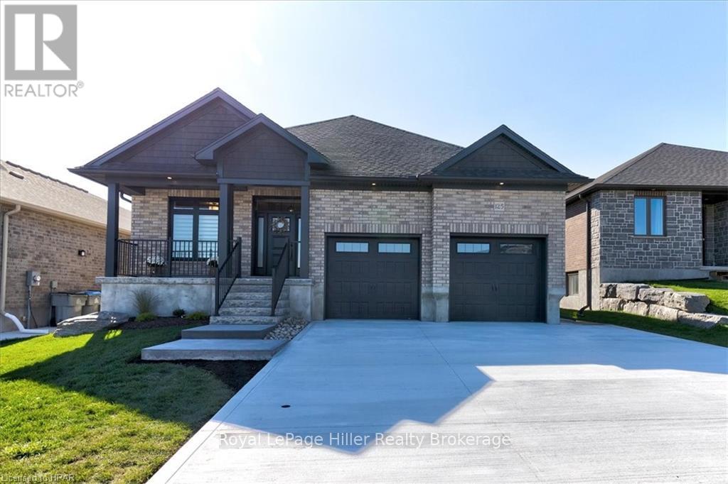 125 PUGH STREET E, Perth East, Ontario