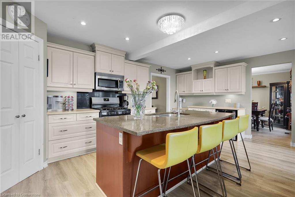 99 Westwinds Drive, London, Ontario  N6C 5M6 - Photo 5 - 40683745
